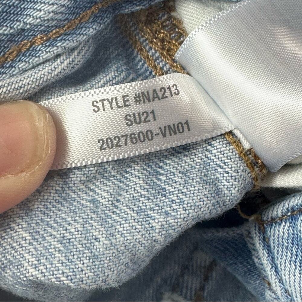 Madewell Retro Denim Midi High Split Skirt. LIGHT WASH - Picture 13 of 13